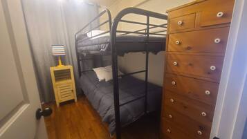 3 Schlafzimmer, kostenloses WLAN, Bettwäsche