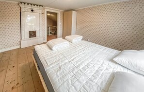 5 bedrooms, WiFi