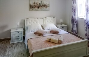 3 habitaciones, cuna de viaje, wifi gratis y ropa de cama 