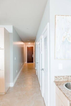 Interior - Professionally Decorated Penthouse Unit! ASK ABOUT DISCOUNTS! (Orange Beach)
