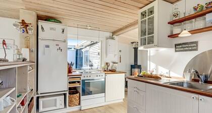 1 bedroom lovely home in Løgstør