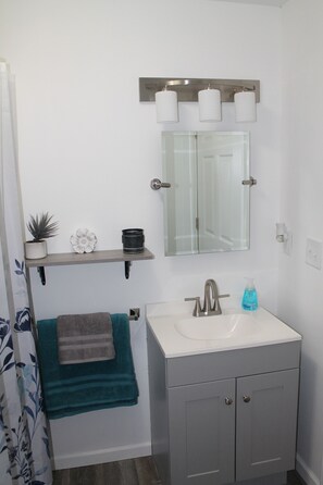 風筒、提供毛巾、番梘、洗頭水