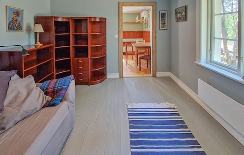 1 bedroom amazing home in Auktsjaur