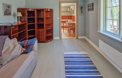 1 bedroom amazing home in Auktsjaur