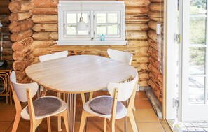 Dining - 2 bedroom gorgeous home in Samsø (Samsø)