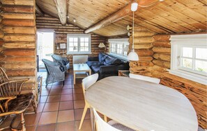 TV, fireplace - 2 bedroom gorgeous home in Samsø (Samsø)