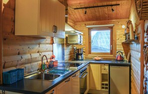 Kühlschrank, Herdplatte, Geschirrspüler