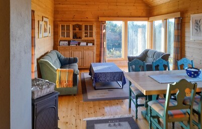 4 bedroom stunning home in Auklandshamn