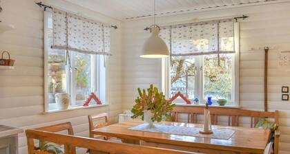 Stunning home in Svängsta with sauna