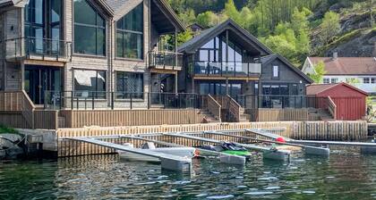 Amazing home in Hebnes with WiFi