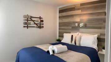 1 habitación, tabla de planchar con plancha, wifi y ropa de cama