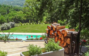 Property grounds - Gorgeous home in Dieulefit with WiFi (Dieulefit)