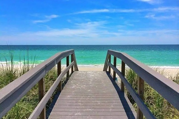 Solsenger og strandhåndklær