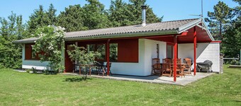 Awesome home in Samsø with kitchen