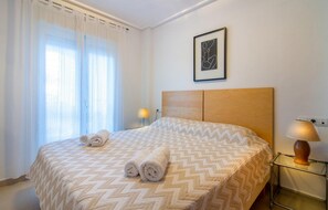 2 makuuhuonetta, silitysrauta/-lauta, ilmainen Wi-Fi, vuodevaatteet