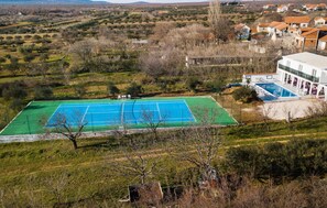 Sport court