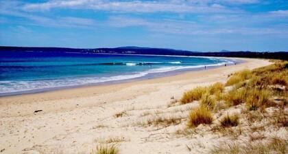 Beachcomber - Unit 1 Pet Friendly Apartments Located on Fishpen