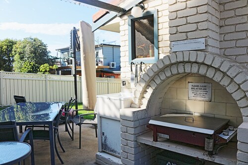 Capri Apartments: 2 bedroom (We have 1 upstairs and one downstairs apartment)