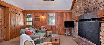 Crackenback Cottage 1884: 2 bedroom