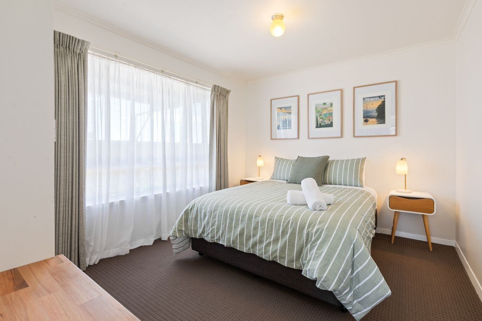 2 bedrooms, iron/ironing board, Internet, bed sheets