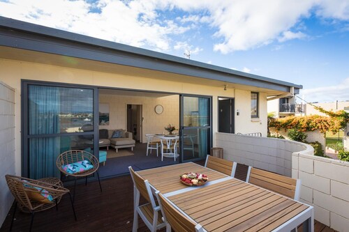 All Decked Out: 2 bedroom pet friendly apartment