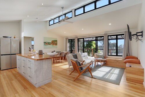 Sunkissed - 2 Bedroom House