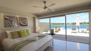 6 bedrooms, iron/ironing board, Internet, bed sheets