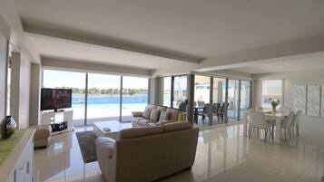 Télévision, chaßne hi-fi