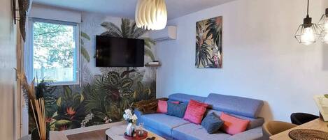 TV, offices
