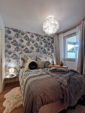 1 bedroom, iron/ironing board, free WiFi, bed sheets