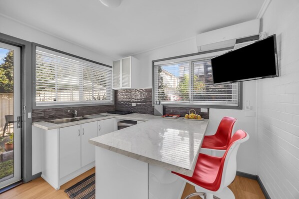 Fridge, microwave, stovetop, toaster