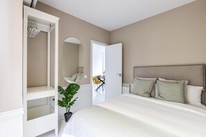 2 camere, materassi in memory foam, ferro/asse da stiro, Wi-Fi gratuito