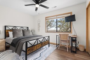 4 chambres, fer et planche à repasser, Wi-Fi, literie fournie