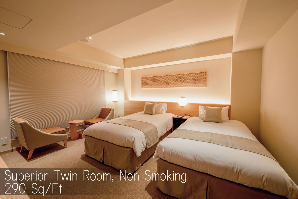 A Superior Twin Room, Non Smoking, 290 Sq/Ft.