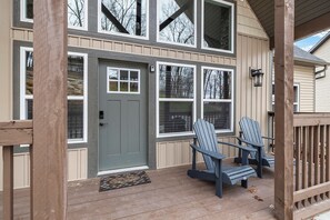 Terrace/patio - Clean & Comfortable By SDC Indoor & Outdoor Pools! (Branson)