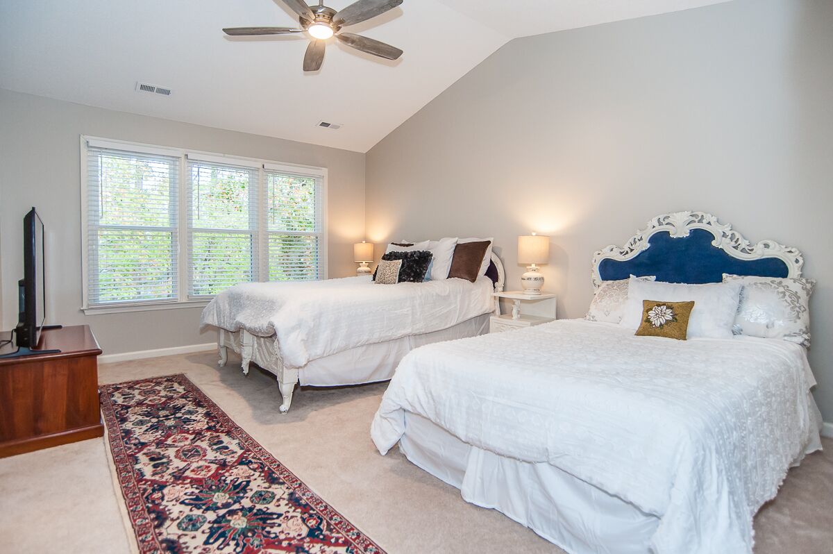 3 soverom, strykejern/-brett, reiseseng for barn og wi-fi (inkludert)