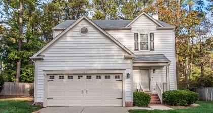 Prime Location, Close to Everything, Fresh Market, Downtown Cary, Bond Park