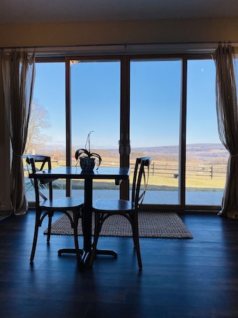 The Cottage Suite | Private kitchen | Full-size fridge, microwave, oven, stovetop