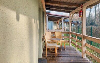 Beautiful home in Wilcze with WiFi