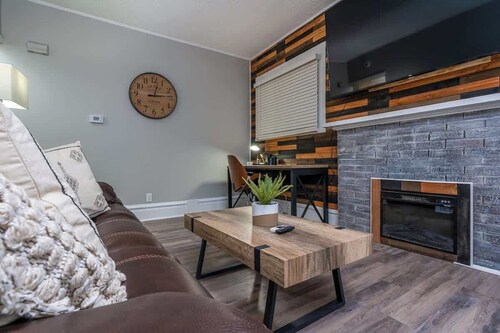 Remote Ready I 2 BR 1 BA