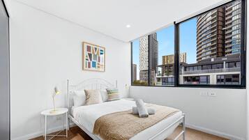 Apartment | 4 bedrooms, iron/ironing board, free WiFi