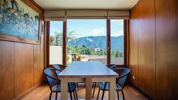 Villa, Lake View | 2 bedrooms, free WiFi