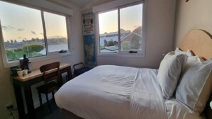 Room - The Dannebrog Lodge Room 9 (Devonport)