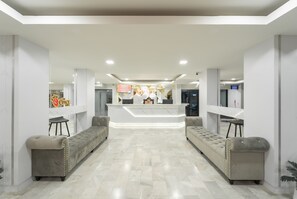 Reception - The Space Hotel Lampang (Lampang)