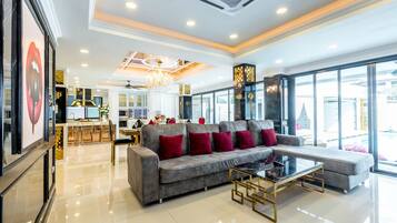 Luxury Villa | Living area
