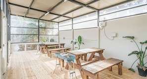 Aire de pique-nique/barbecue