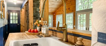 Riverfront Luxe in Narrowsburg
