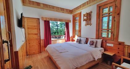 Deluxe Room | w/ King Size bed View, Balcony, Bonfire, Food, Mountain Vie