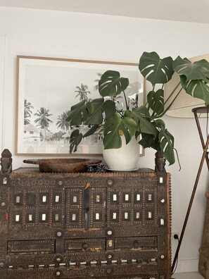 Interior - Family friendly Bali inspired retreat (Rye)