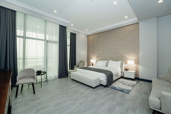 Premium bedding, down duvets, minibar, in-room safe